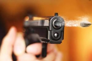 जांजगीर-चाम्पा BREAKING : कांग्रेस नेता  कश्यप के घर फायरिंग,  एक बेटे की मौत 