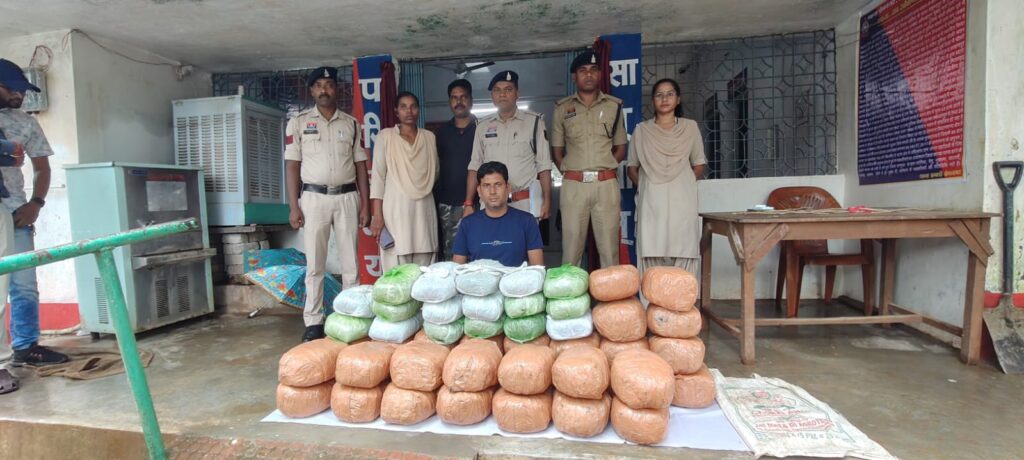 सूरजपुर में 44 लाख का गांजा जब्त, बोलेरो से तस्करी कर रहा आरोपी गिरफ्तार, 88 किलो 430 ग्राम गांजा बरामद