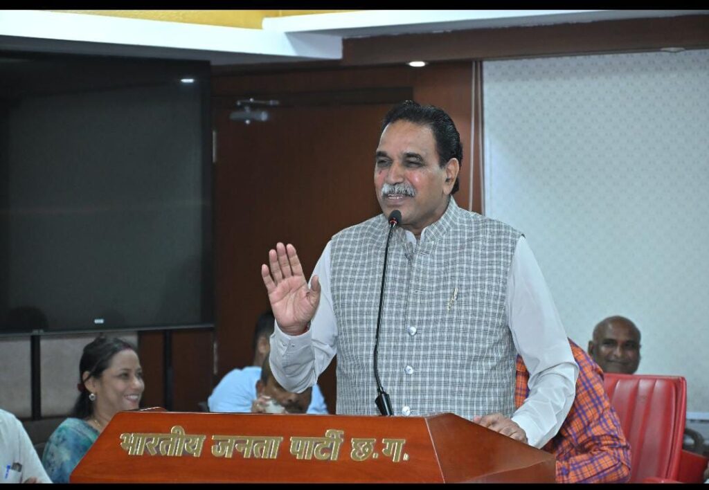 23 अगस्त को रायपुर में निकलेगी विशाल कांवड़ यात्रा, 10 हजार कांवड़िये करेंगे बाबा हटकेश्वरनाथ का जलाभिषेक 23 अगस्त को रायपुर में निकलेगी विशाल कांवड़ यात्रा, 10 हजार कांवड़िये करेंगे बाबा हटकेश्वरनाथ का जलाभिषेक