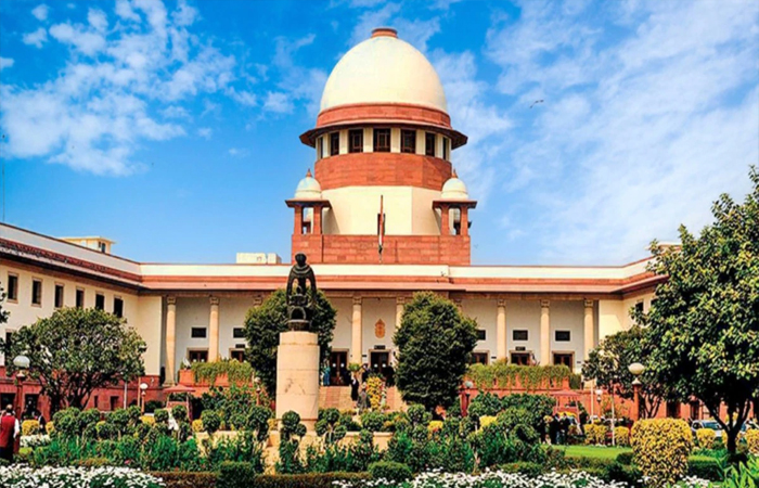 सुप्रीम कोर्ट का बड़ा फैसला: बच्चों के लिए भी मौलिक अधिकार है इंटरनेट, पूरी तरह पाबंदी समाधान नहीं; ‘चाइल्ड मोड’ पर जोर सुप्रीम कोर्ट का बड़ा फैसला: बच्चों के लिए भी मौलिक अधिकार है इंटरनेट, पूरी तरह पाबंदी समाधान नहीं; ‘चाइल्ड मोड’ पर जोर