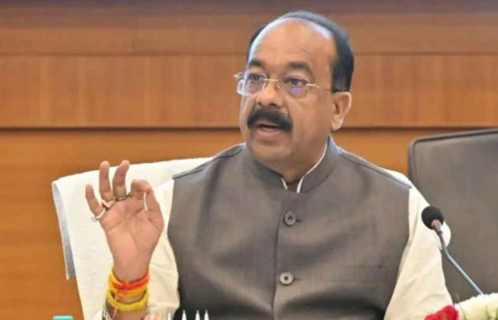तारा कोल ब्लॉक की नीलामी पर कांग्रेस के प्रदर्शन के ऐलान पर अरुण साव का पलटवार, बोले- CGMDC ने सब कुछ किया स्पष्ट तारा कोल ब्लॉक की नीलामी पर कांग्रेस के प्रदर्शन के ऐलान पर अरुण साव का पलटवार, बोले- CGMDC ने सब कुछ किया स्पष्ट