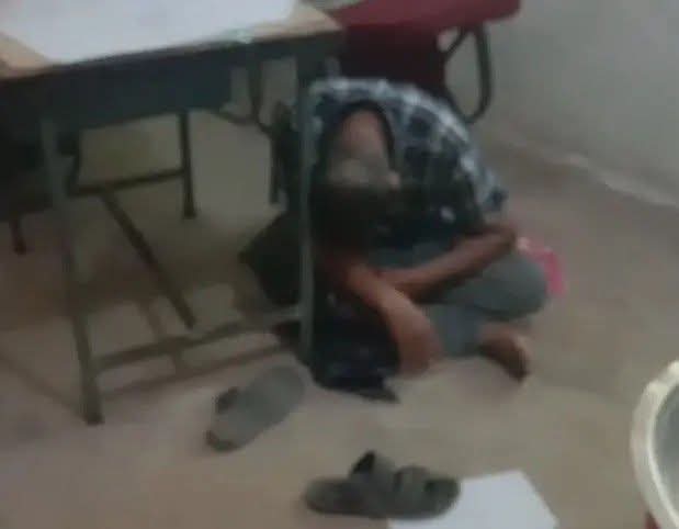 शराब के नशे में स्कूल पहुंचने का वीडियो वायरल, शिक्षक पर कार्रवाई की मांग