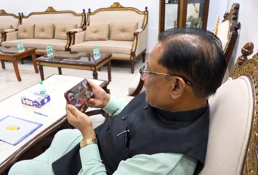 मुख्यमंत्री ने भारतीय महिला कबड्डी टीम की सदस्य संजू देवी से फोन पर की आत्मीय बातचीत, स्वर्णिम सफलता के लिए दी बधाई