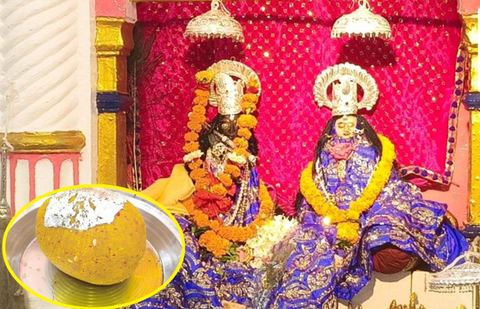 105 साल पुराने बांके बिहारी मंदिर में जन्माष्टमी की धूम, कान्हा को चढ़ा 5 किलो का मोतीचूर लड्डू भोग 105 साल पुराने बांके बिहारी मंदिर में जन्माष्टमी की धूम, कान्हा को चढ़ा 5 किलो का मोतीचूर लड्डू भोग