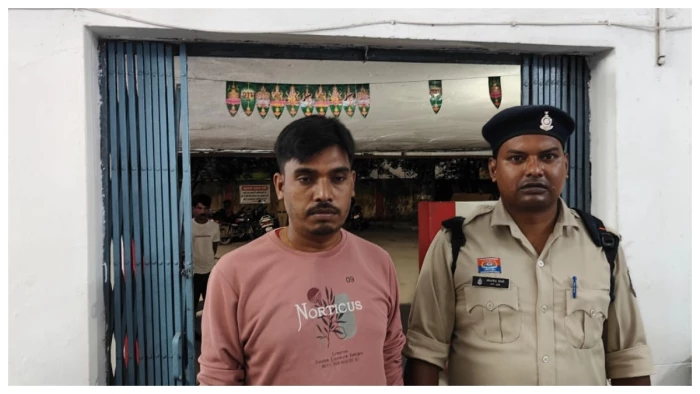 CG NEWS: समाज में वापसी के नाम पर 2 लाख की मांग, बंजारा समाज का पूर्व अध्यक्ष गिरफ्तार