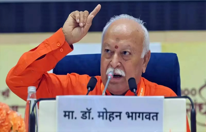 मोहन भागवत का बड़ा बयान: धर्म और राष्ट्र अलग नहीं, बोले- धर्म संकट में आया तो देश भुगतेगा खामियाजा मोहन भागवत का बड़ा बयान: धर्म और राष्ट्र अलग नहीं, बोले- धर्म संकट में आया तो देश भुगतेगा खामियाजा