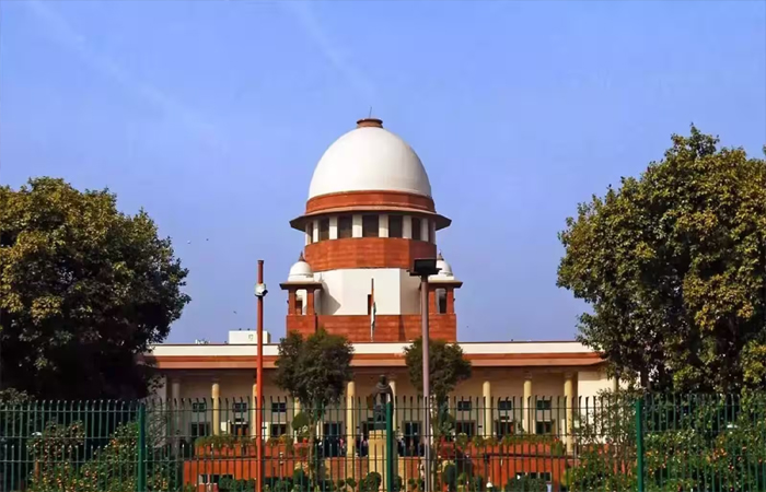 सुप्रीम कोर्ट का बड़ा फैसला, हिंदू धर्म छोड़कर दूसरा धर्म अपनाने पर नहीं मिलेगा आरक्षण का लाभ सुप्रीम कोर्ट का बड़ा फैसला, हिंदू धर्म छोड़कर दूसरा धर्म अपनाने पर नहीं मिलेगा आरक्षण का लाभ